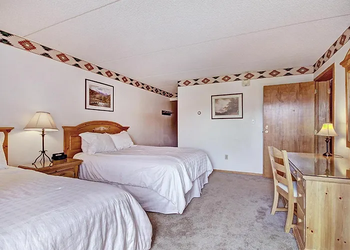 Vs438 And 440h Village Square Apartment